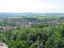herrlicher Blick auf Bad Liebenstein vom Burgturm, noch mit der mittlerweile abgerissenen Ruine des ehemaligen Leuchtstoffrhrenwerkes